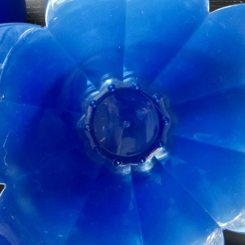 Blue flower pots plastic and clay, set of 2