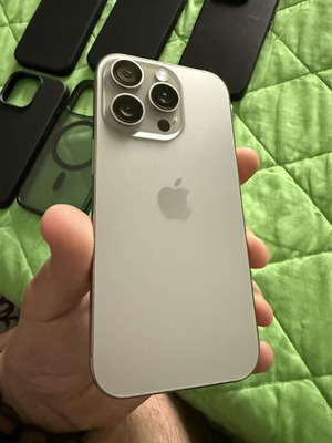 Apple iPhone 16 Pro 8/128GB Natural Titanium Esim σαν καινούργιο, άσπρο