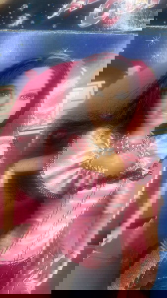 Συλλεκτική Barbie Fashionistas Raquelle – 2011