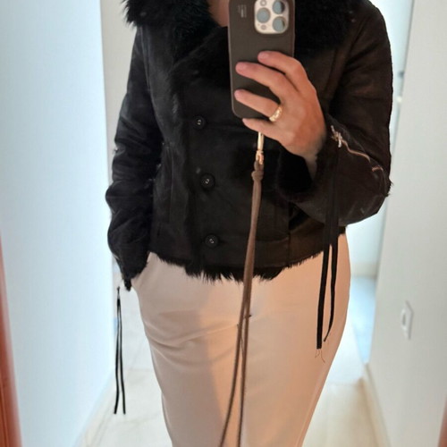 ZINI short black jacket like new with synthetic fur size 38
