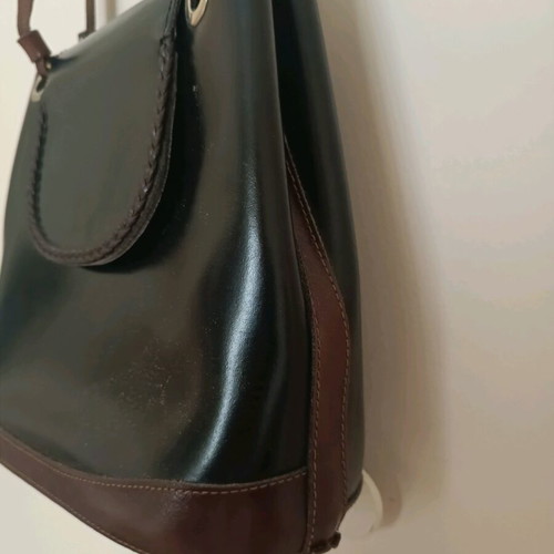 Leather shoulder bag used, black with brown details