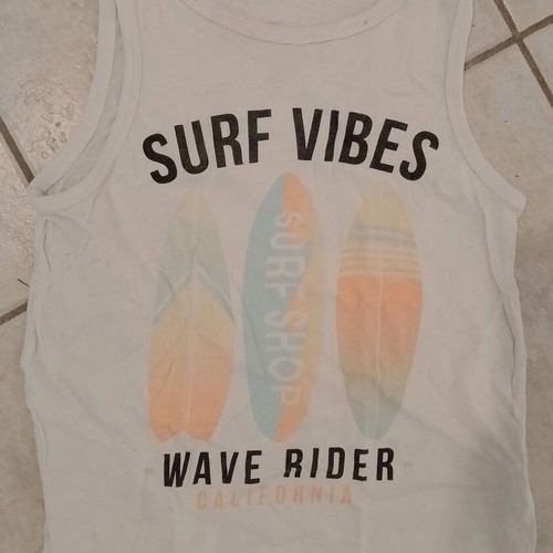 Pack of 4 used boys' shirts 8-10 years H&M, Disney, Orchestra