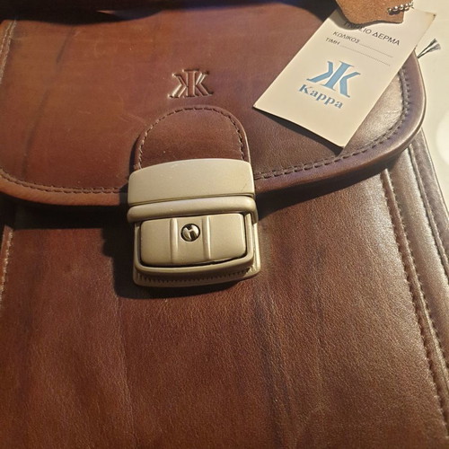 Karra shoulder bag genuine leather like new, brown
