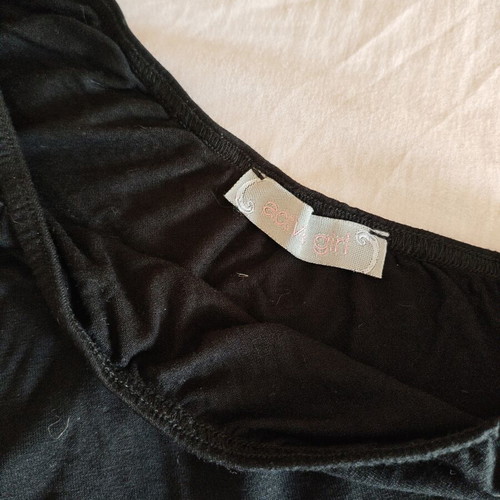 Black crop top one shoulder size S like new