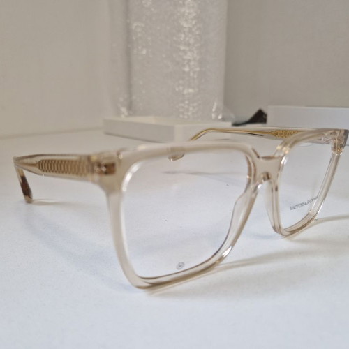 Victoria Beckham VB2669-5515250 women's eyeglass frame like new, beige