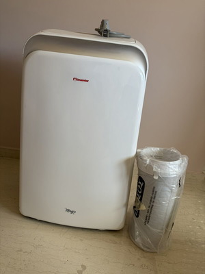 Inventor Magic air conditioner model M2GHP290-12 like new