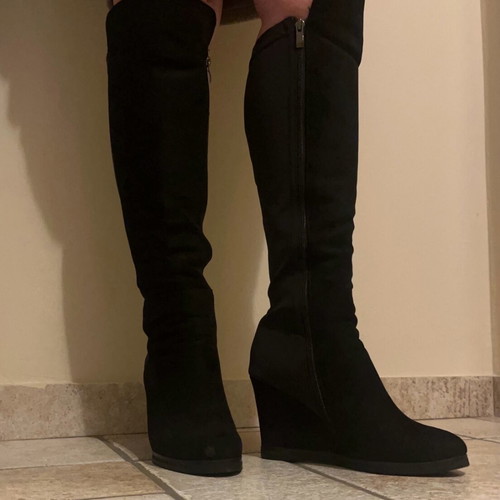 Keep Fred black wedge heel boots like new, size 38