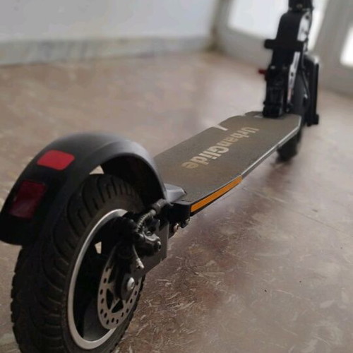 UrbanGlide Ride 82L electric scooter used, lightweight and foldable