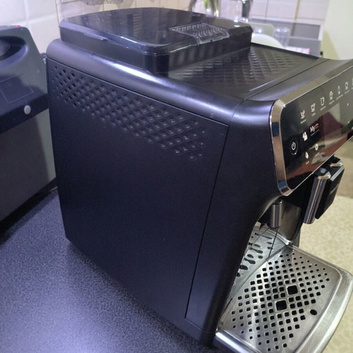 Philips LatteGo 4300 EP4341/50 espresso machine like new