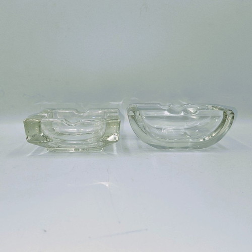 Set of 2 used crystal ashtrays in square and rectangular shapes
