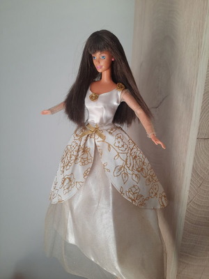 Mattel Club Wedd Special Edition 1997 Barbie doll with Mackie mold