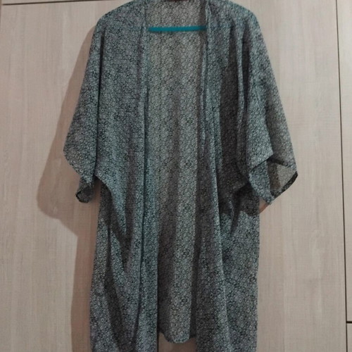 Pink Woman kimono blue with patterns