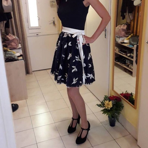 Mystic blue dress like new with removable white belt