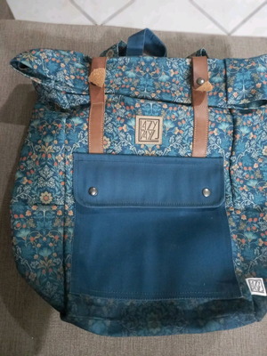Ypatia Garden LazyDayz Designs backpack like new