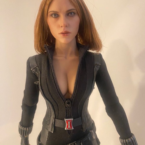 Black Widow Hot Toys figure Captain America The Winter Soldier