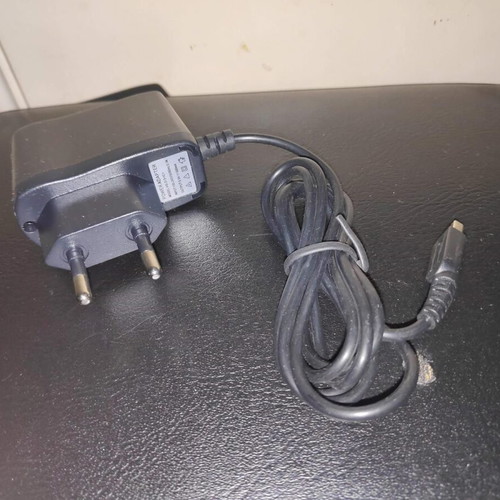 Nintendo 3DS DSi Charger like new with overvoltage protection
