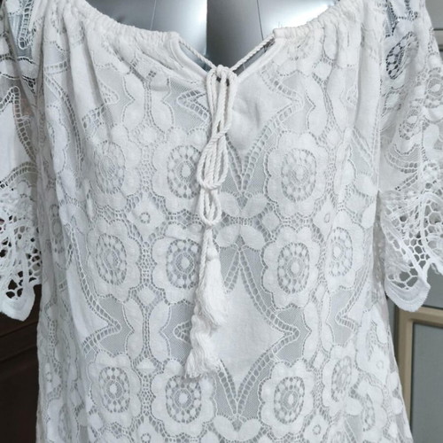 Lace blouse white like new size M-L