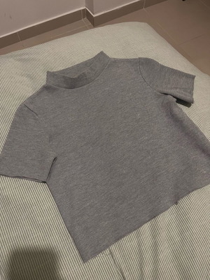 Zara short-sleeve top like new with minimal turtleneck gray size S