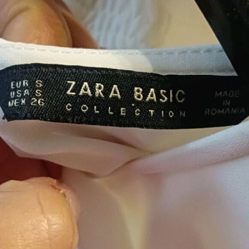 Crepe shirt Zara white like new with distinctive sleeves
