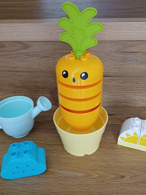Lego Duplo Growing Carrot like new, 11 pieces for 1.5+ years