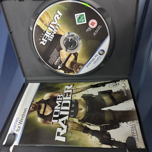 Tomb Raider PC Games used, pack of 4 classic titles with manuals