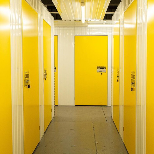 Closed storage 8 sqm in Ilioupoli with 24-hour access