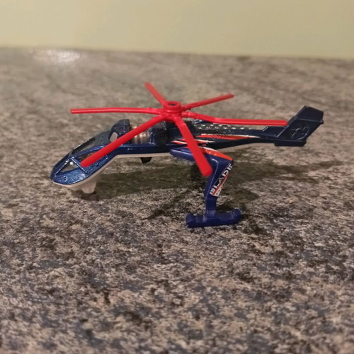 Miniature helicopter like new