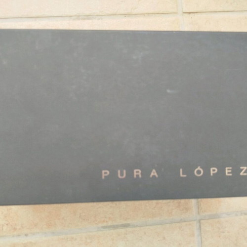 Pura Lopez women's black leather heels like new, size 39