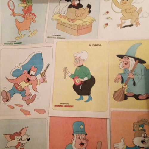 Bugs Bunny Collectible Posters used, pack of 53 from 1970s magazine
