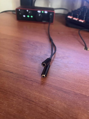 Ugreen 3.5mm Male to Female Audio Cable 0.25m like new with gold connectors