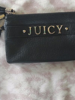 Juicy Couture Μαύρο Χειρός Τσαντάκι Σαν Καινούργιο Με Hot Pink Εσωτερικό