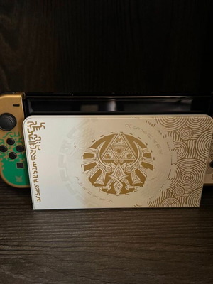 Nintendo Switch OLED Zelda TOTK Edition console