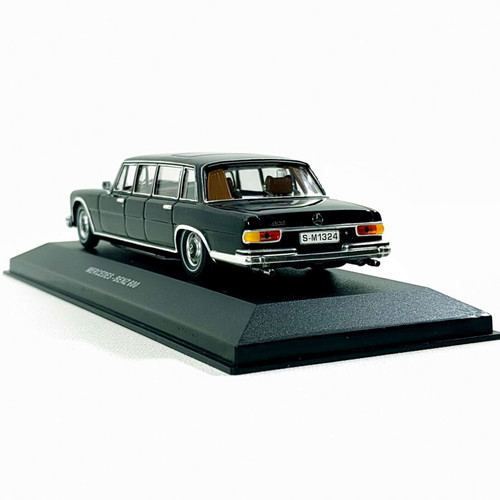 Mercedes-Benz 600 Pullman 1968 diecast model black new