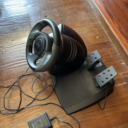 Microsoft SideWinder Force Feedback Wheel with Pedals for PC like new