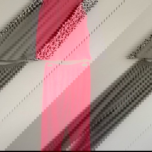 Χειμωνιάτικες πιτζάμες ροζ με σχέδιο σκυλάκι σαν καινούργιο, μέγεθος L