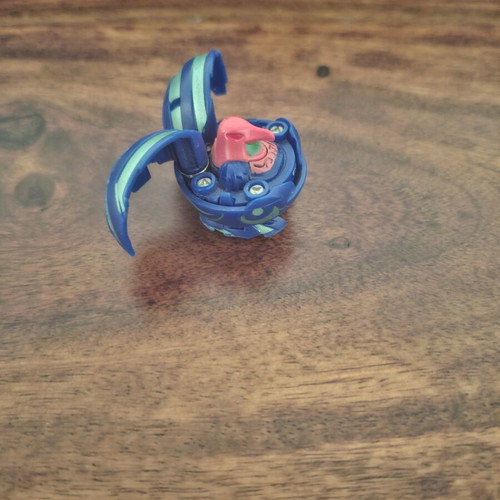 Bakugan Aquos Ravenoid Season 1 classic rare figure like new