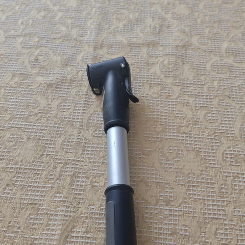 Hand pump for bicycle