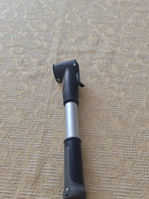 Hand pump for bicycle