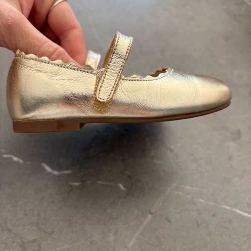 Babywalker ballerinas like new, leather gold bronze No 21