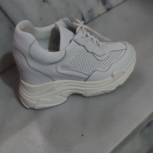 Sneakers wedge platform size 35, like new, white
