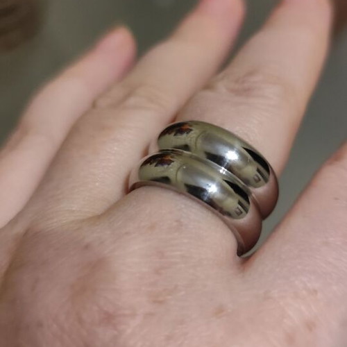 Silver ring new stainless steel size 9 with linked bands design