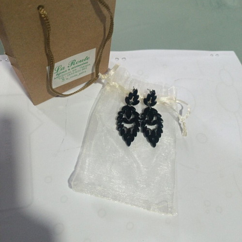 Earrings with black crystals new