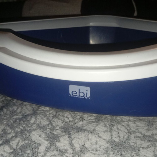 Spectra corner cat litter box used 38 x 56 x 14cm