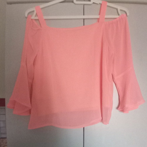 H&M blouse coral/pink with cold shoulder and bell sleeves like new
