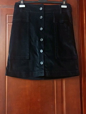 Zara velvet skirt like new, black, size L