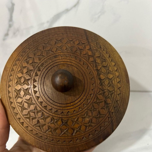 Round retro wooden box like new with lid 14/6 cm