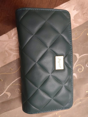Fragola wallet new, green with signs of wear