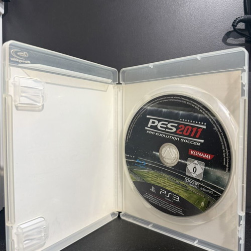 Pro Evolution Soccer 2011 PS3 game used