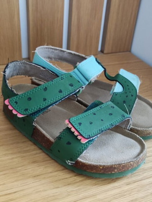 Marks & Spencer leather children's sandals size 29 like new