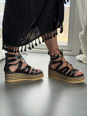 Makis Kotris leather platform sandals size 39 like new black